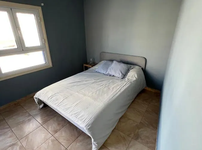 Boutique One Bedroom Historic Centre *