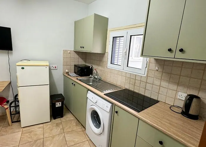 Boutique One Bedroom Historic Centre *